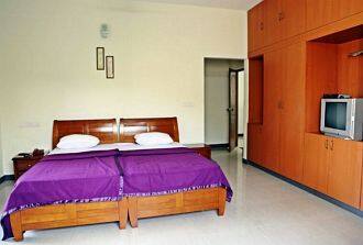 The Lawn Serviced Apartments, Tada 3
